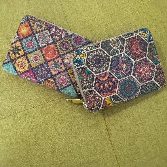 Colorful Patterned Wallet Set - Picture 2 of 4